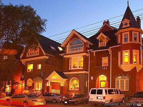 Madison Manor Boutique Hotel Toronto Exterior photo