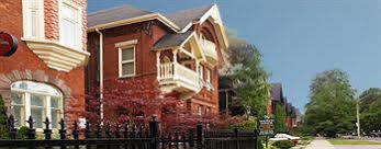 Madison Manor Boutique Hotel Toronto Exterior photo